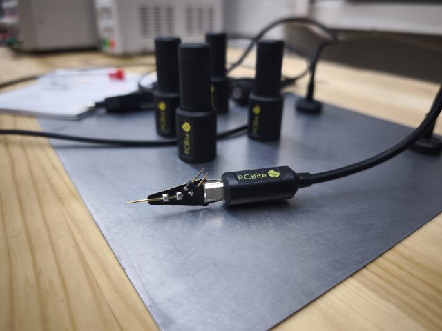 Sensepeek PCBite Board Holder and Probes