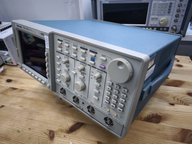 Tektronix TDS 794D Oscilloscope, 2 GHz